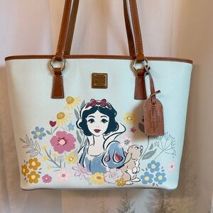 Dooney & Bourke Snow White Floral Tote Bag Flower and Garden 2023